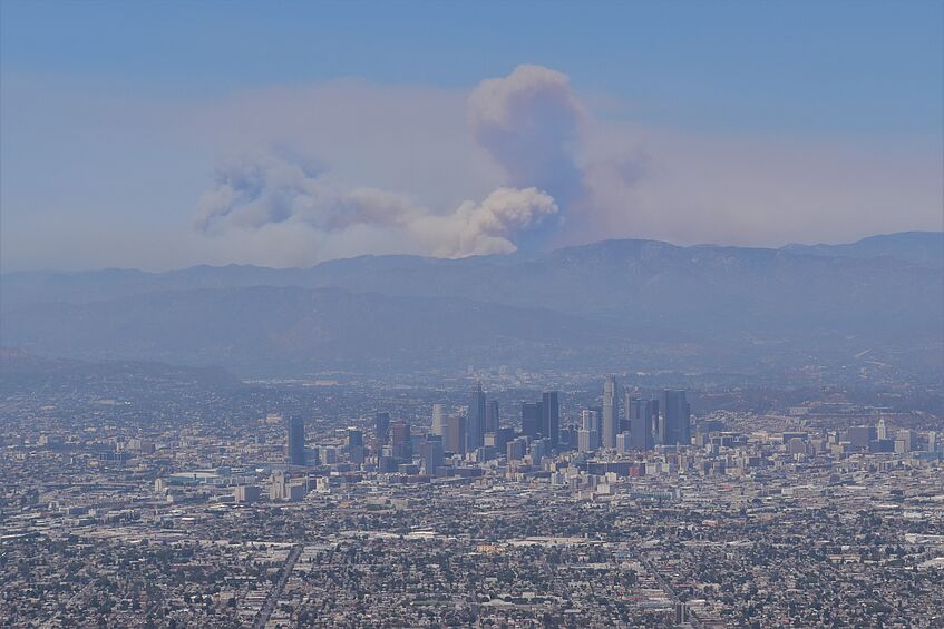 The fires near L.A. look like a volcanic eruption